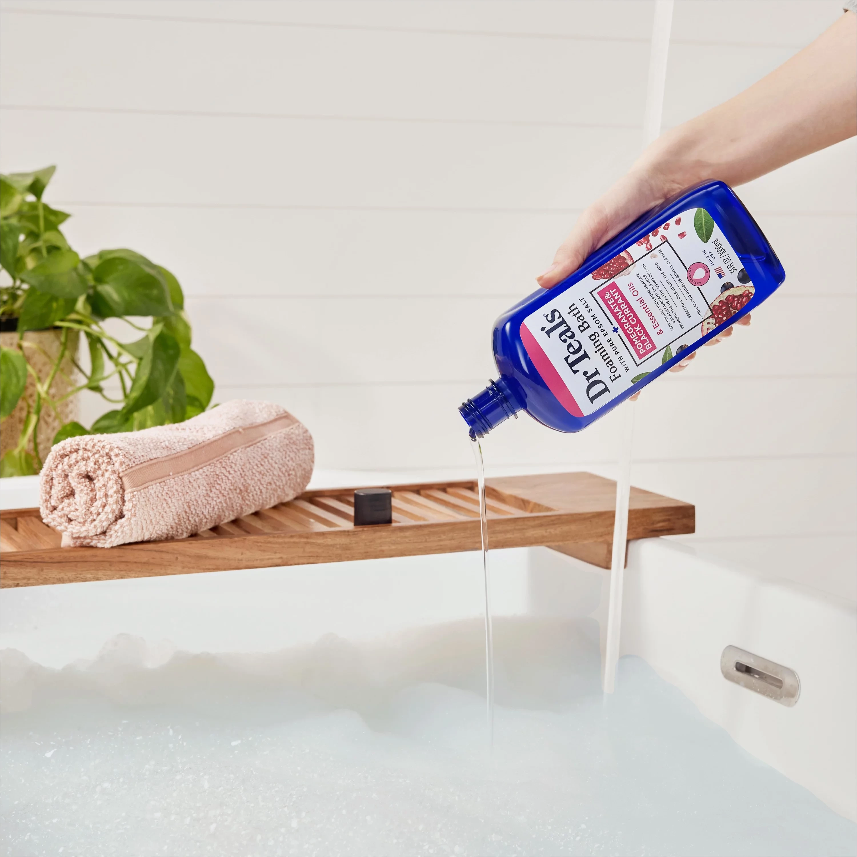 Pomegranate & black currant & essential oils foaming bath 1000ml